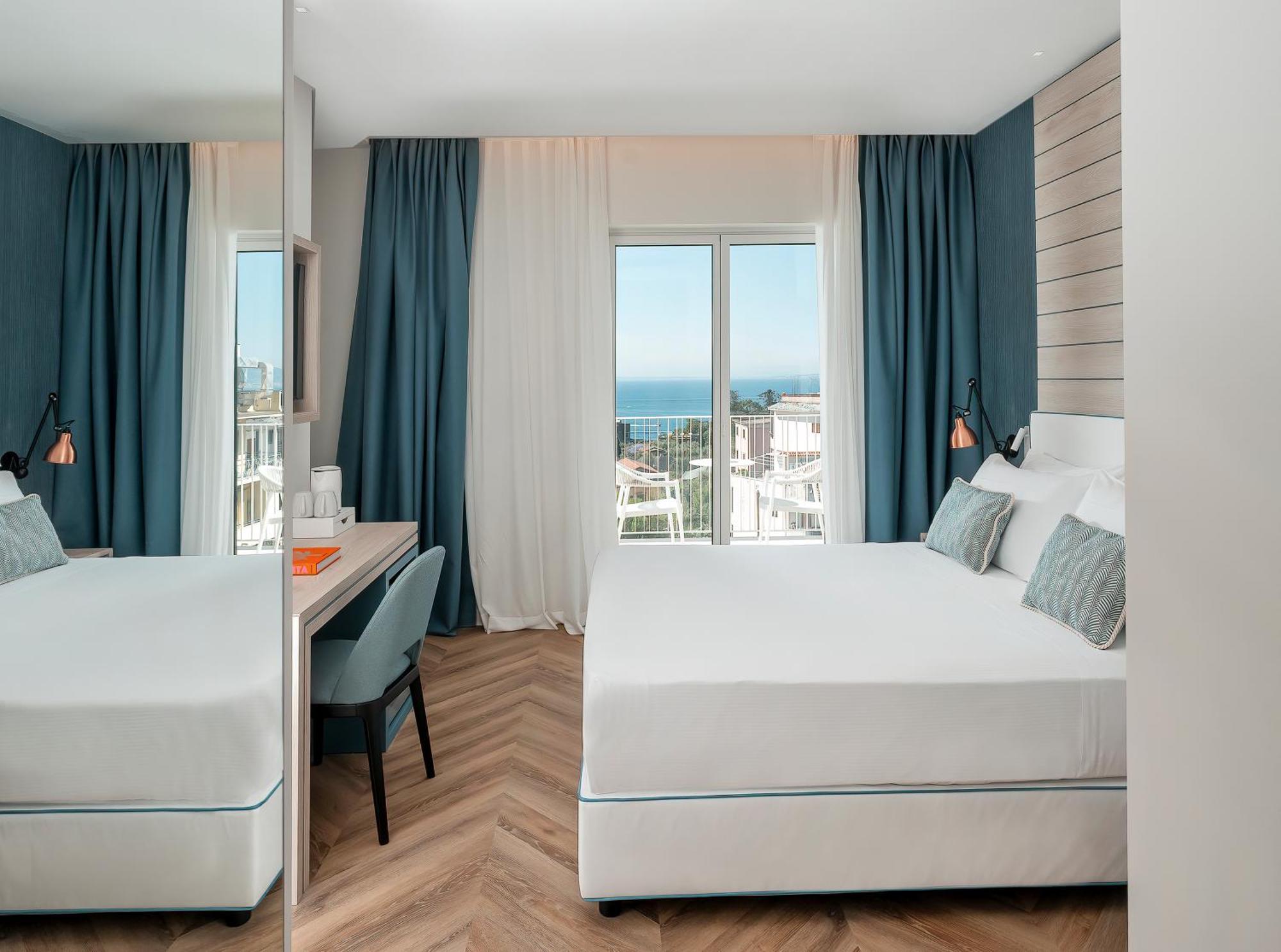 Tirrenia 3* Sorrento