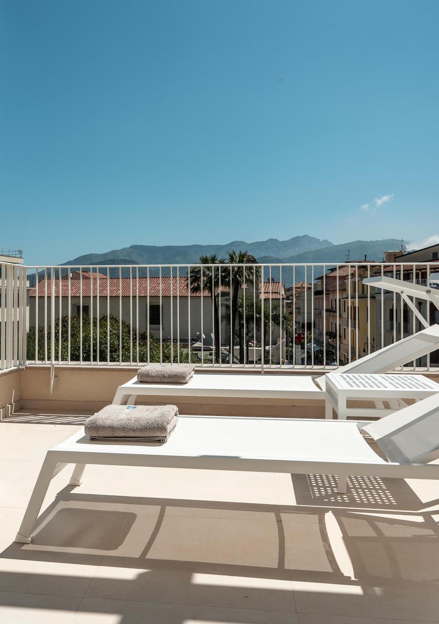 Tirrenia Hotel Sorrento